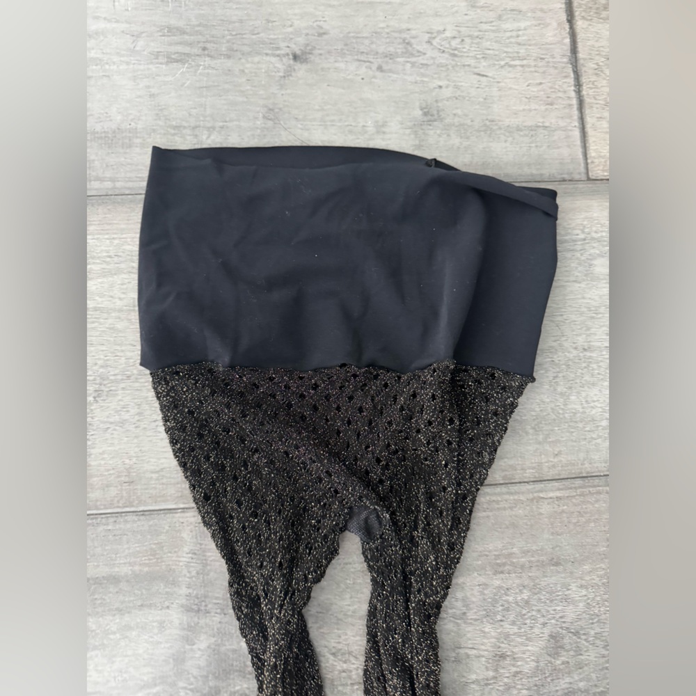 Nwt Commando Dig Free Luxury Legwear. Size Medium. Black With Gold Lurex. View 6